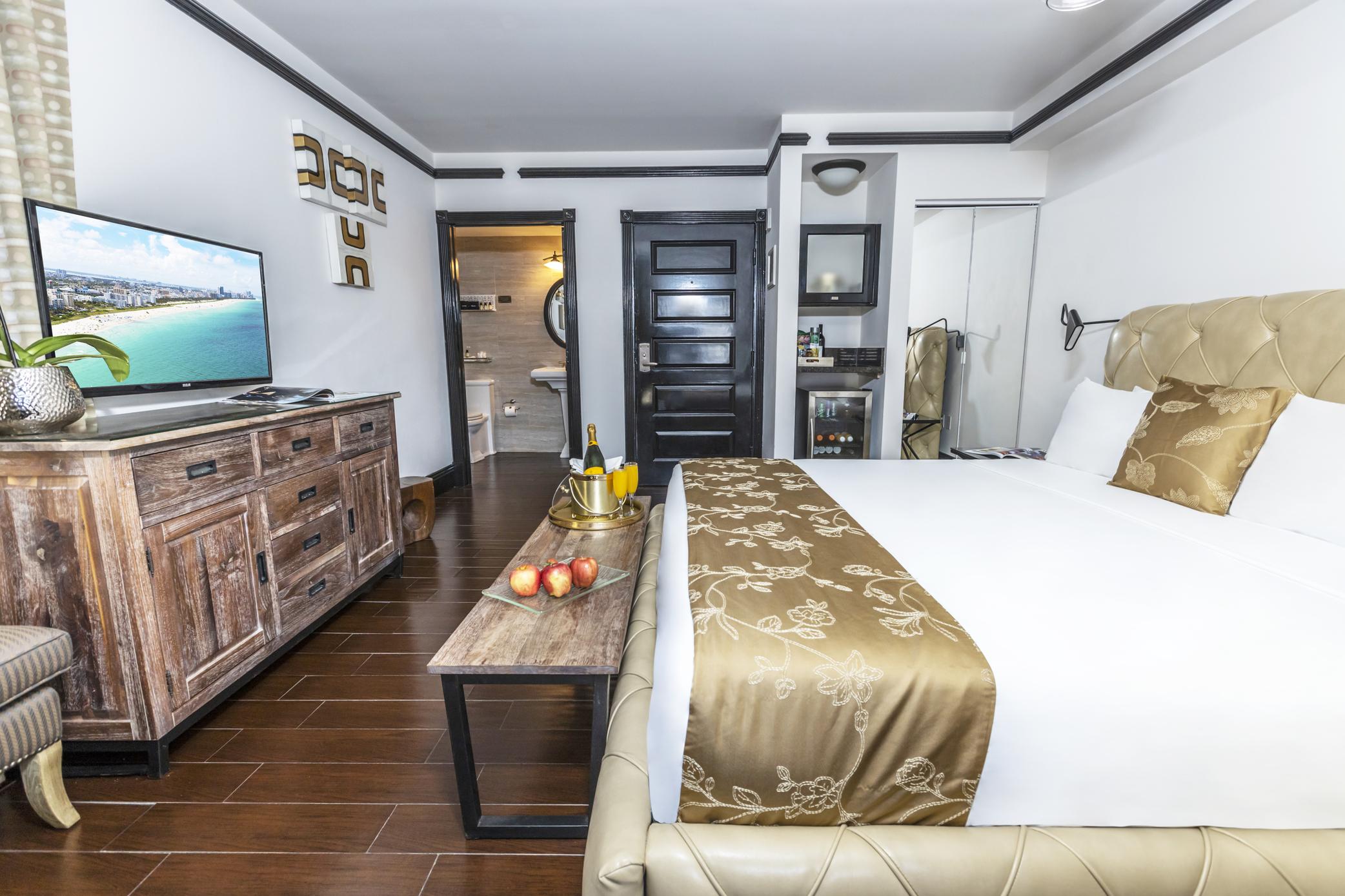 Hotel Croydon Маями Бийч Екстериор снимка