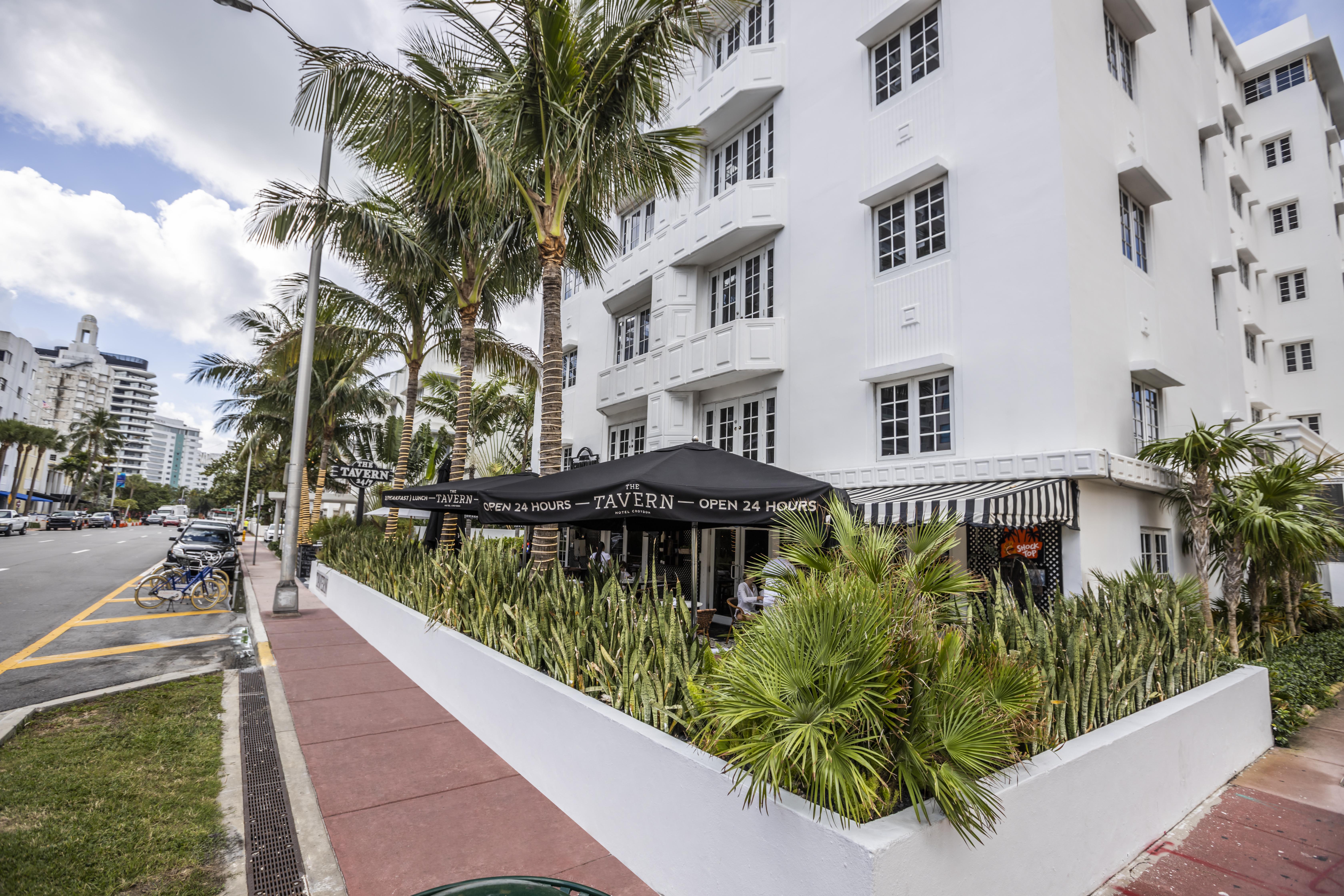 Hotel Croydon Маями Бийч Екстериор снимка